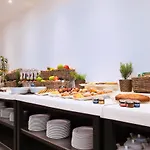 Cdh Hotel