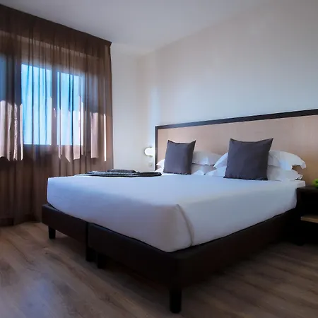 Hotel Cdh Modena