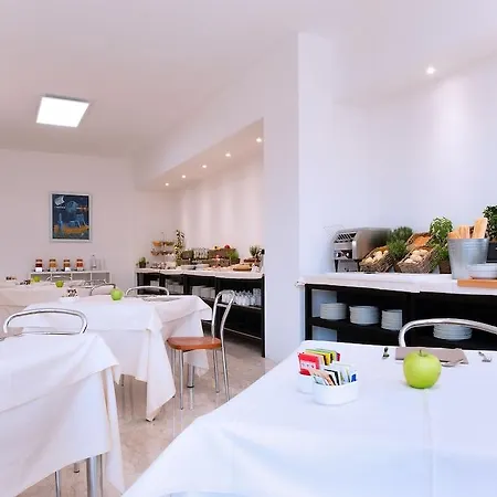 Hotel Cdh 4*