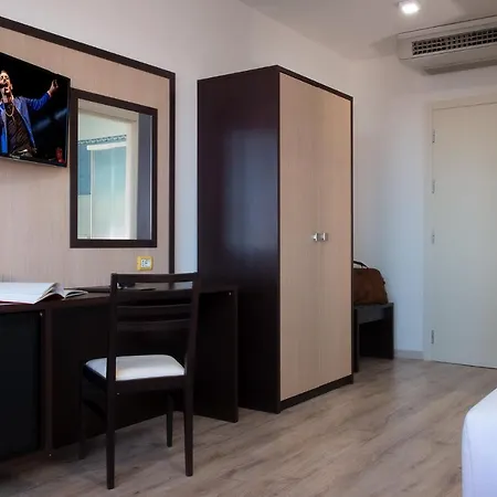 Hotel Cdh Modena