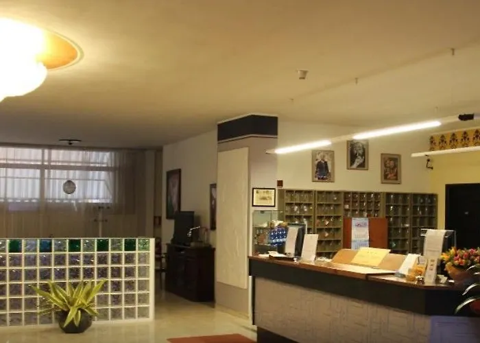 Cdh 酒店